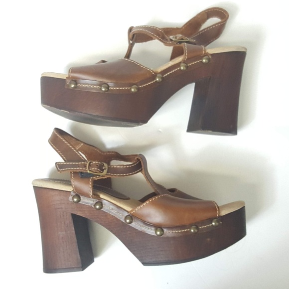 Sbicca Shoes - Sbicca wooden heel Ankle Strap Heels Size 9